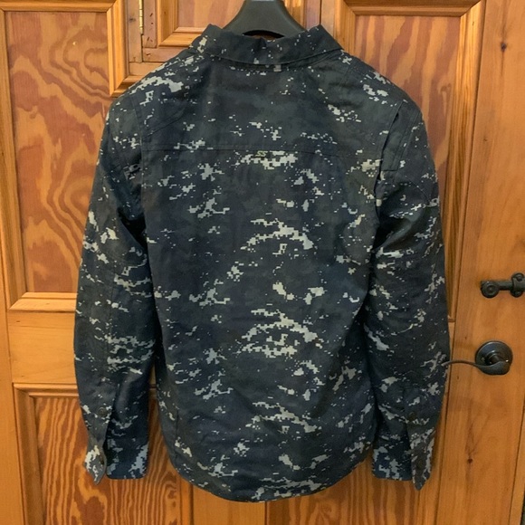 Mens speed and strength call to arms armored Moto shirt size L - Picture 5 of 5